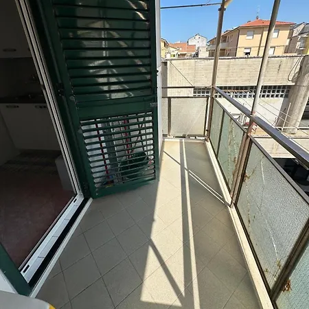 Casa Tisian Apartmán *